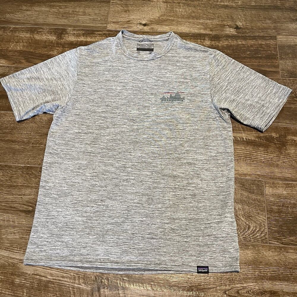 Patagonia Shirt Small Gray Capilene Cool Daily Short Sleeve Performance Top